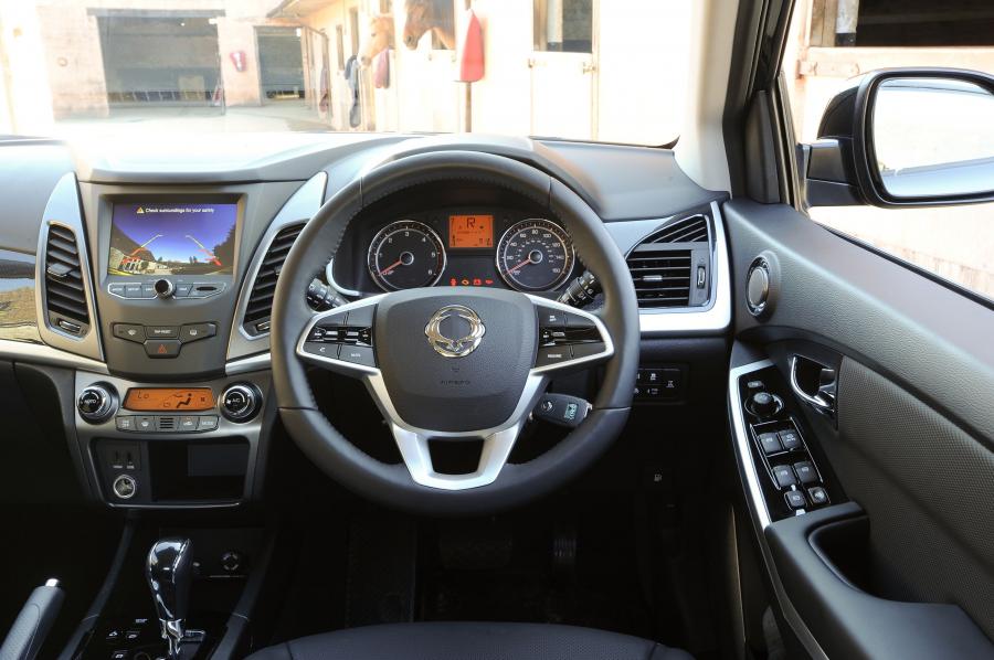 Торпедо SsangYong Korando ELX 4x4 2017 года  (UK) (фото 6 из 7)